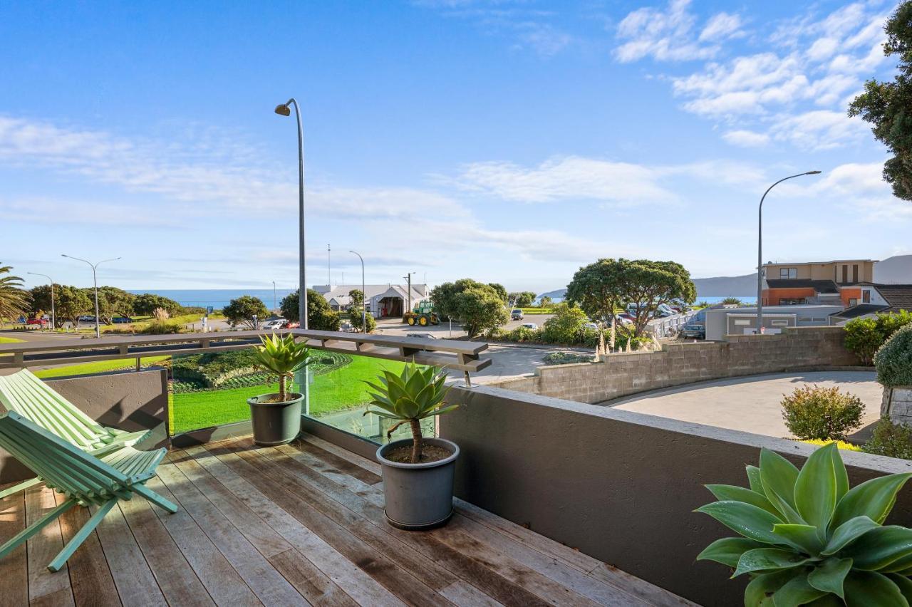 Apartment 4A - By The Beach Paraparaumu Exterior photo